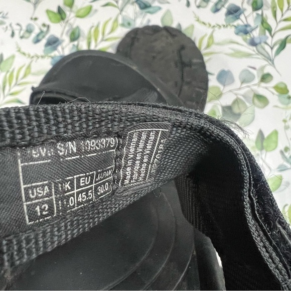 Teva Black Hurricane 4 Sport Sandals 12 - Picture 5 of 7